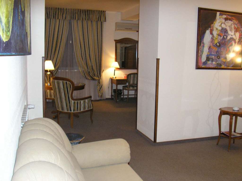 Art Hotel Academy Dnipro Rum bild