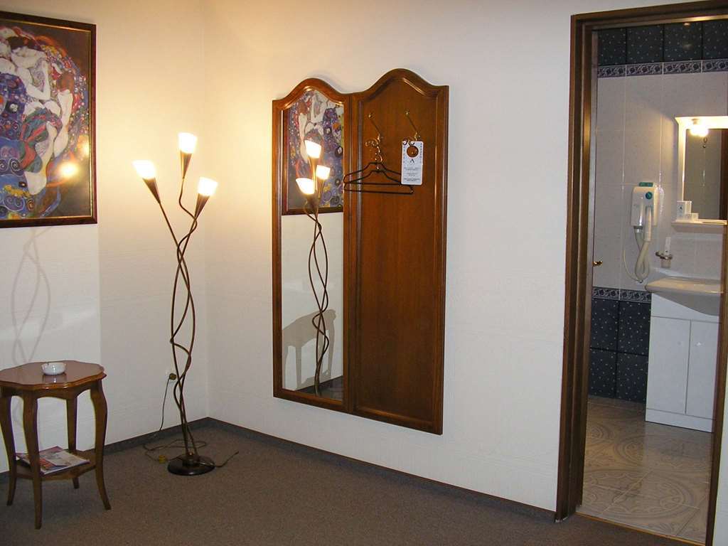 Art Hotel Academy Dnipro Rum bild