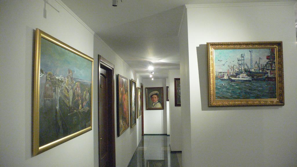 Art Hotel Academy Dnipro Exteriör bild