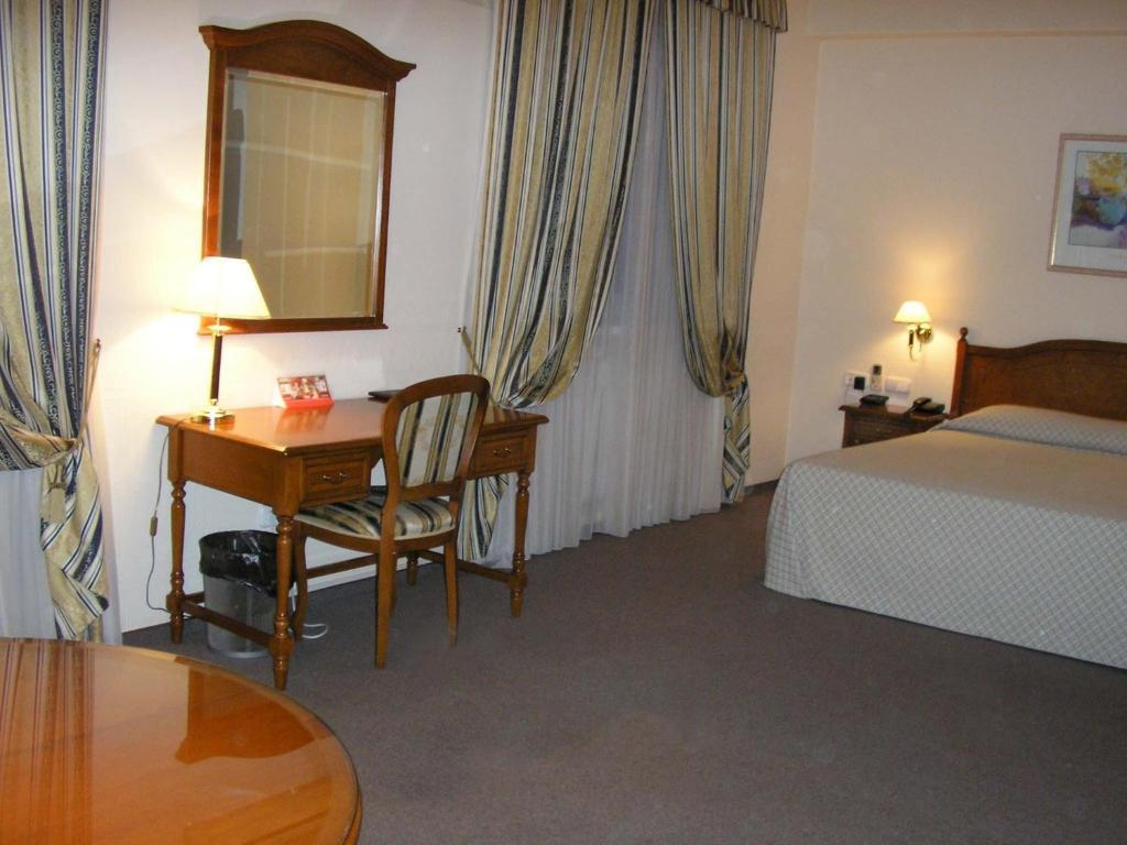 Art Hotel Academy Dnipro Rum bild